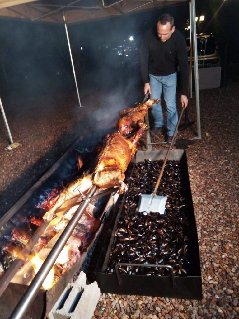Brasucade de moules et Méchoui aux Coquilloux à Montpellier